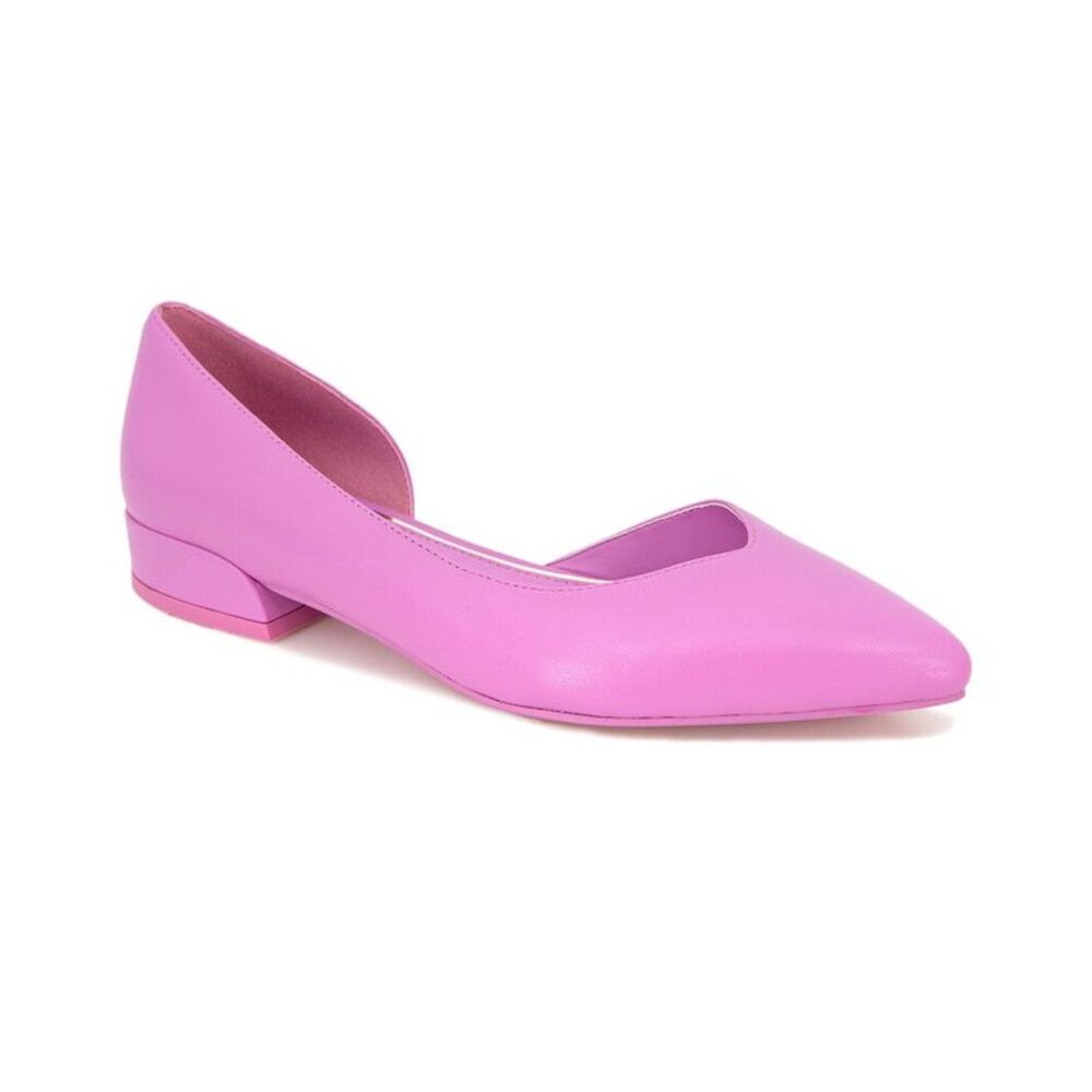 Kenneth Cole New York Carolyn Flat